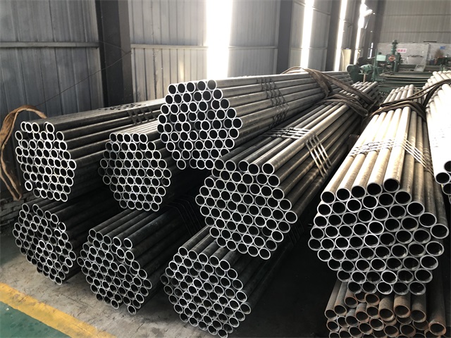 本溪小口径厚壁无缝钢管